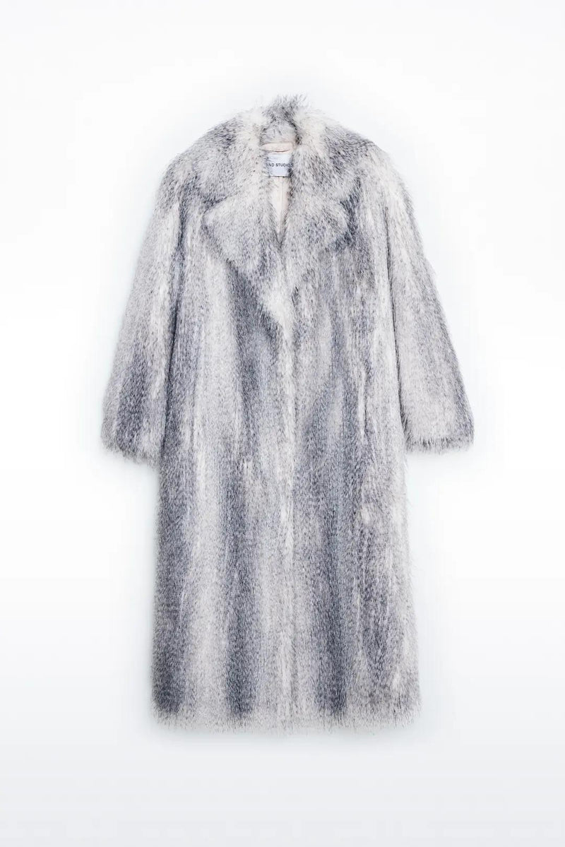 Cappotto Stand Studio
